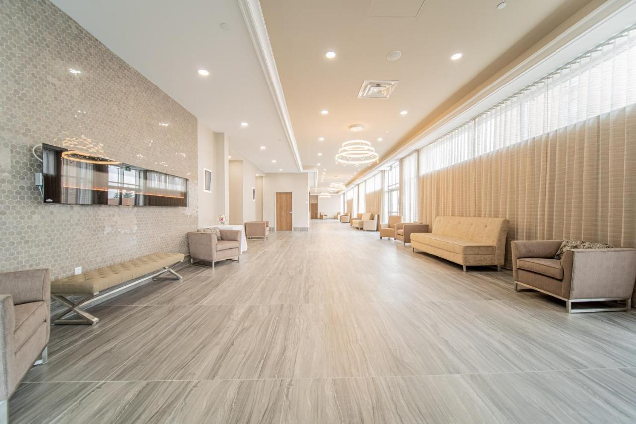 Towneplace Suites By Marriott Brantford And Conference Centre Exterior photo